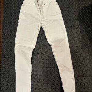 Levi’s white jeans skinny
